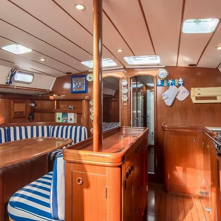 Blue Star Botel Zadar