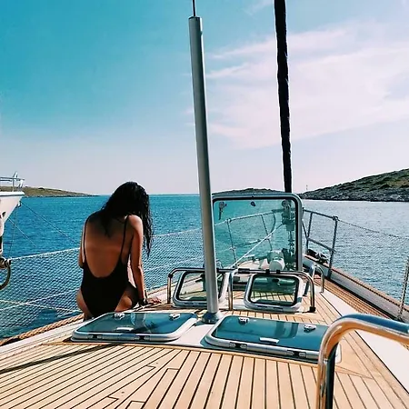 Blue Star Botel